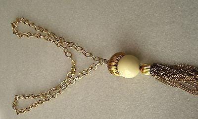 Vintage acorn gold tone fringe pendant necklace
