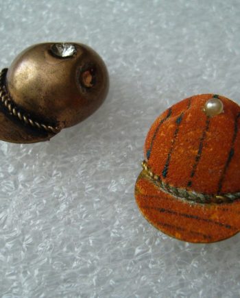 Two vintage 1950's painted copper hat pins brooches - pop art