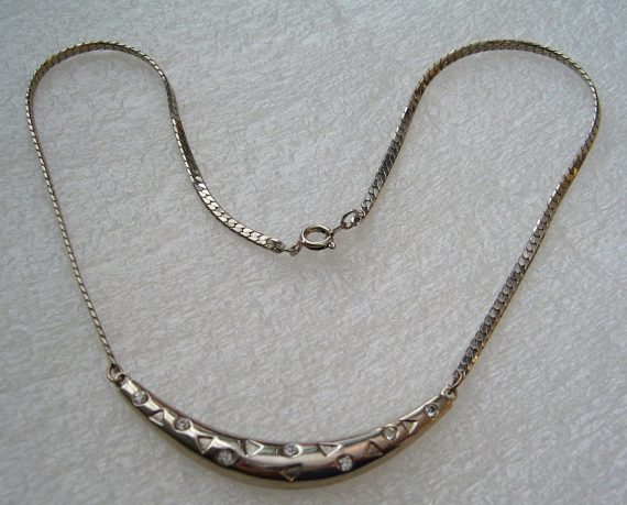 Vintage silver color and rhinestones cute necklace