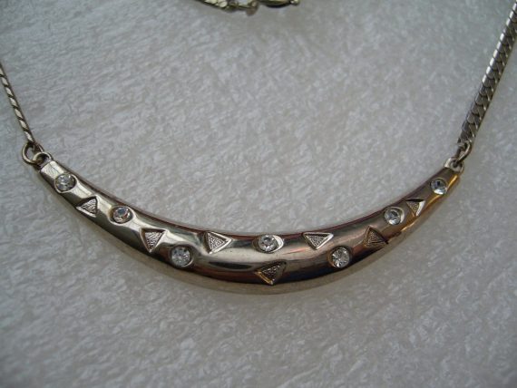 Vintage silver color and rhinestones cute necklace