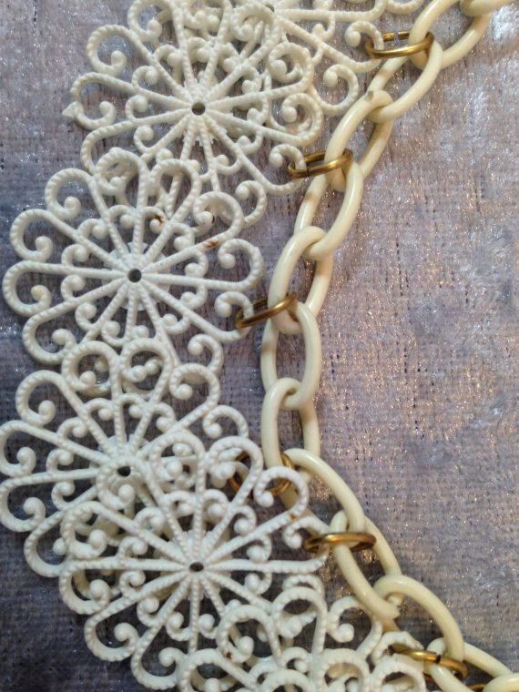 Vintage celluloid filigree flowers necklace