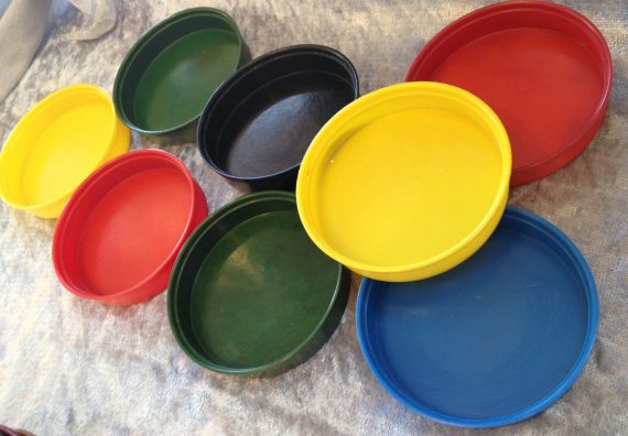 12 Vintage celluloid galalite bakelite small “gambling” dishes